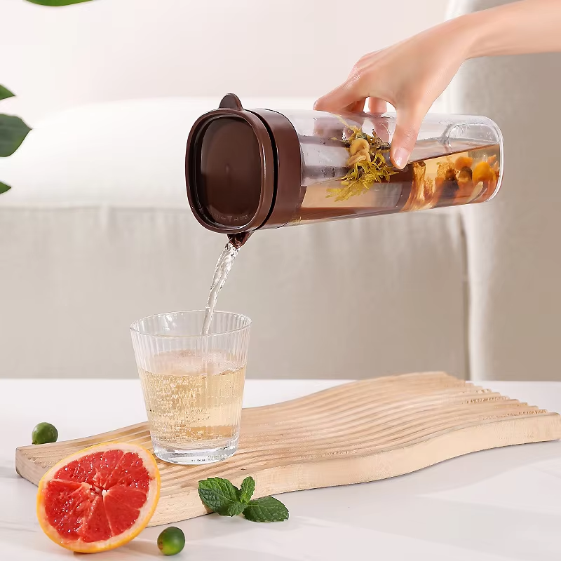 Cascade Tritan Cold Brew Pitcher with Filter