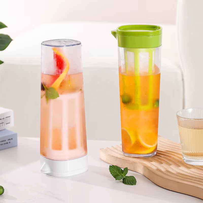 Cascade Tritan Cold Brew Pitcher with Filter