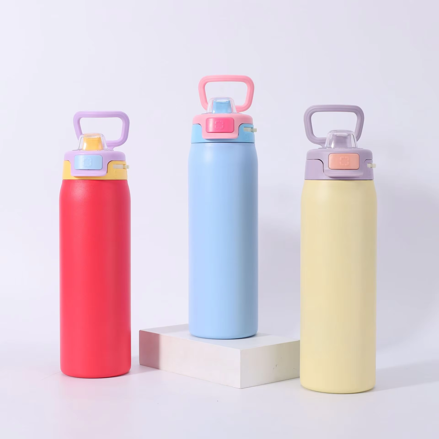 Cascade Handled Sip-and-Chug Insulated Bottle